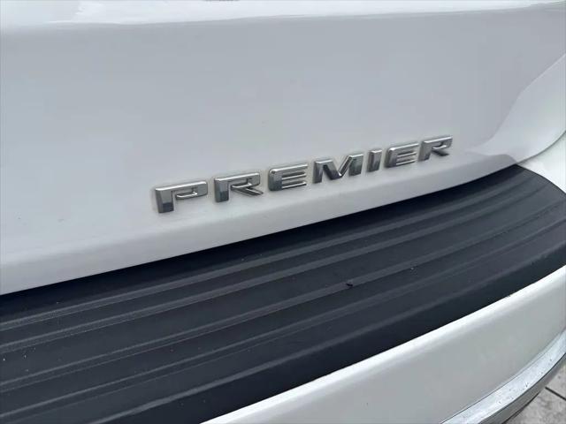 2023 Chevrolet Suburban 2WD Premier