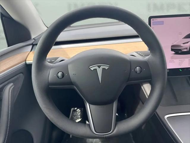 2024 Tesla Model Y Long Range Dual Motor All-Wheel Drive