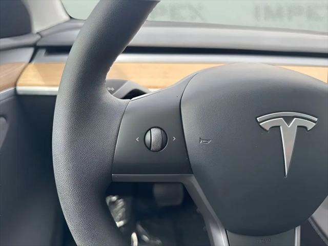 2024 Tesla Model Y Long Range Dual Motor All-Wheel Drive