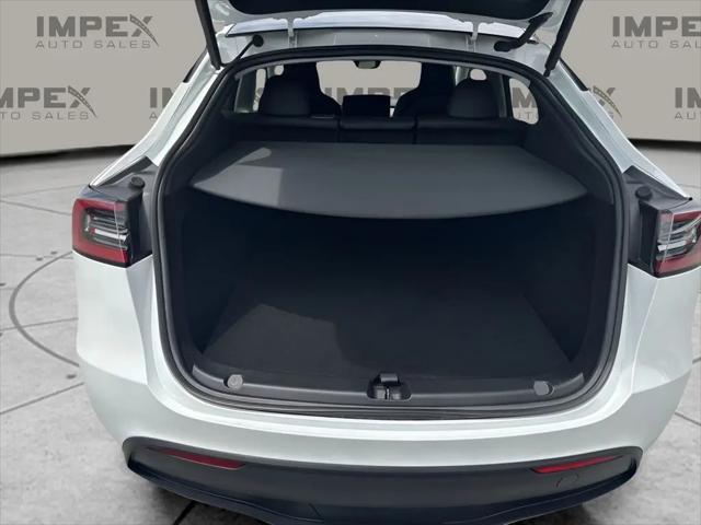 2024 Tesla Model Y Long Range Dual Motor All-Wheel Drive