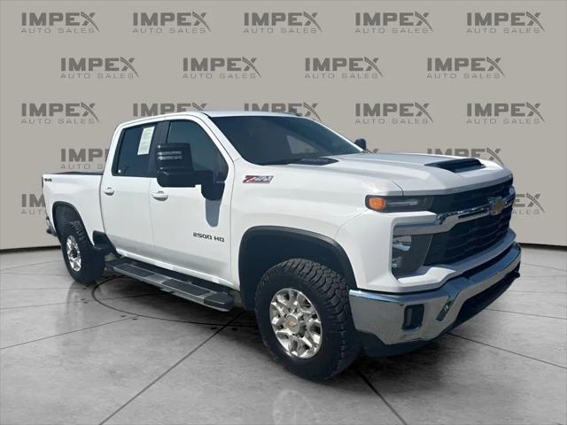 2024 Chevrolet Silverado 2500HD 4WD Crew Cab Standard Bed LT