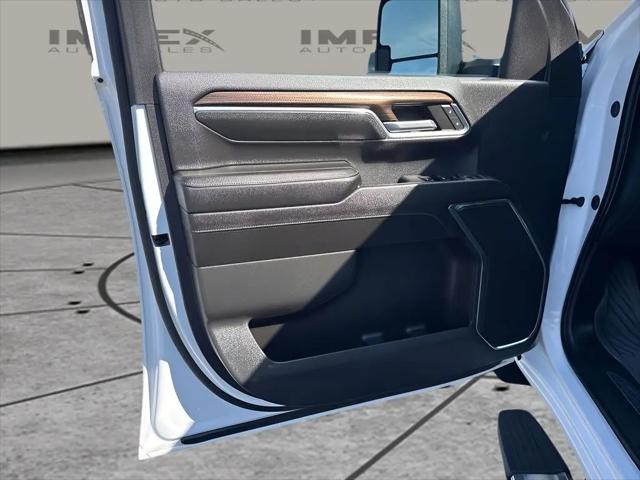 2024 Chevrolet Silverado 2500HD 4WD Crew Cab Standard Bed LT