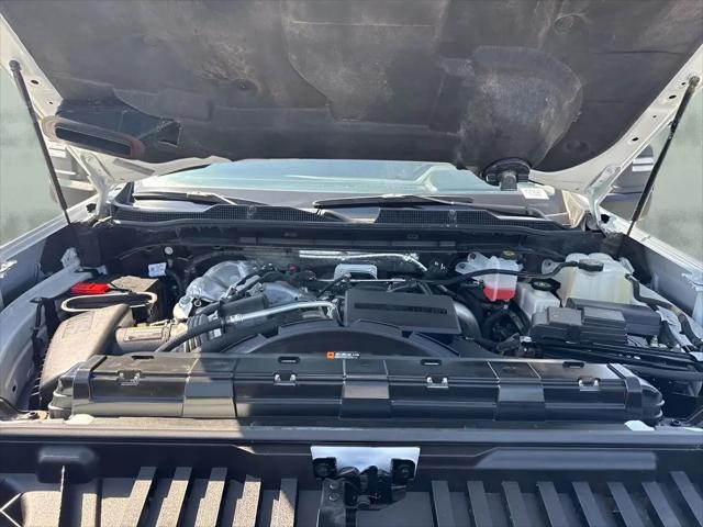 2024 Chevrolet Silverado 2500HD 4WD Crew Cab Standard Bed LT