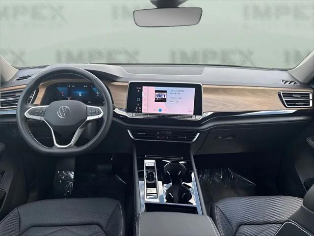 2026 Volkswagen Atlas SE with Technology