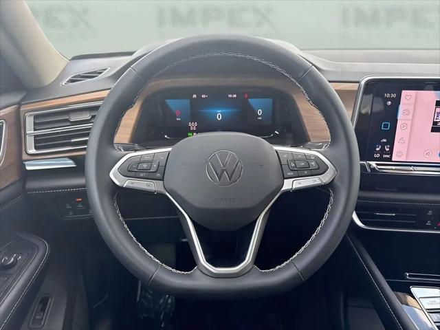 2026 Volkswagen Atlas SE with Technology