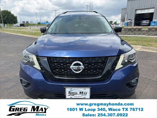 2019 Nissan Pathfinder SL
