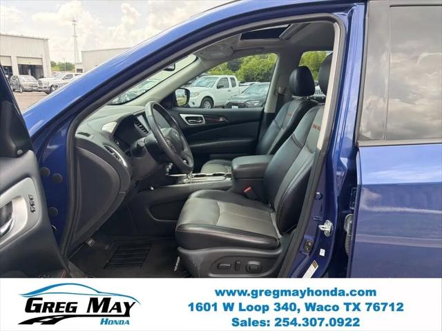 2019 Nissan Pathfinder SL