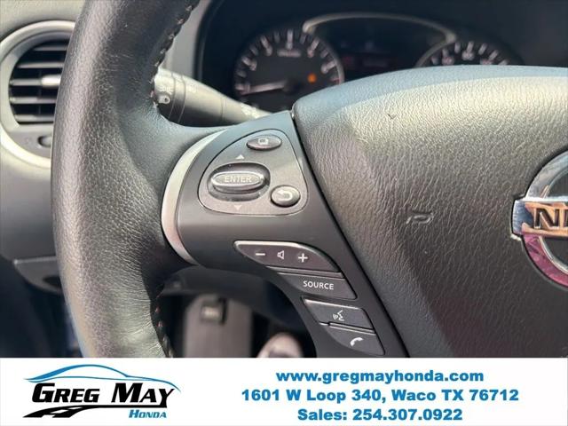 2019 Nissan Pathfinder SL