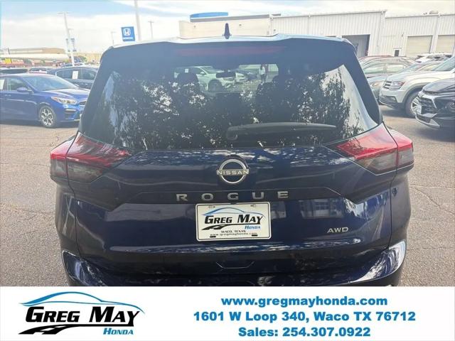 2026 Nissan Rogue SV