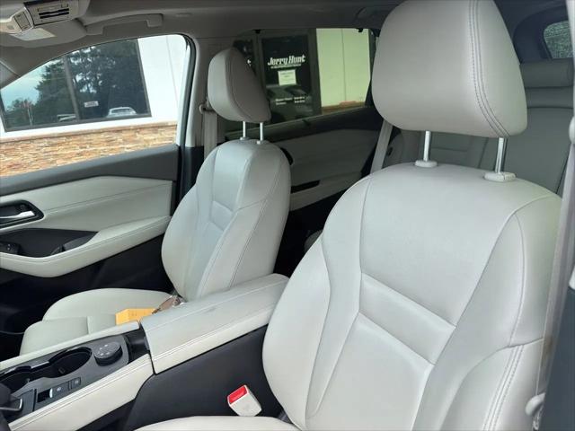 2023 Nissan Rogue SL Intelligent AWD