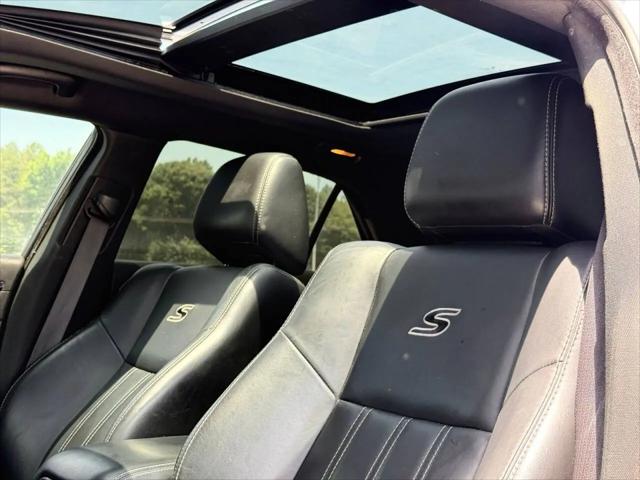 2019 Chrysler 300 300S