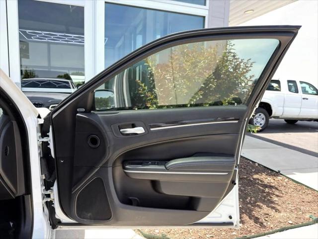 2019 Chrysler 300 300S