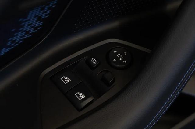 2024 BMW M2 Standard