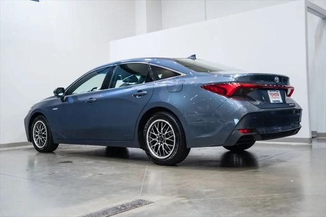 2021 Toyota Avalon XLE Hybrid