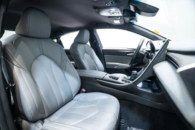2021 Toyota Avalon XLE Hybrid