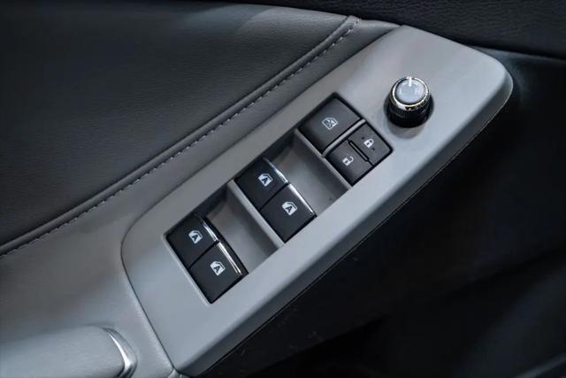 2021 Toyota Avalon XLE Hybrid