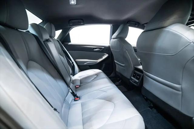 2021 Toyota Avalon XLE Hybrid