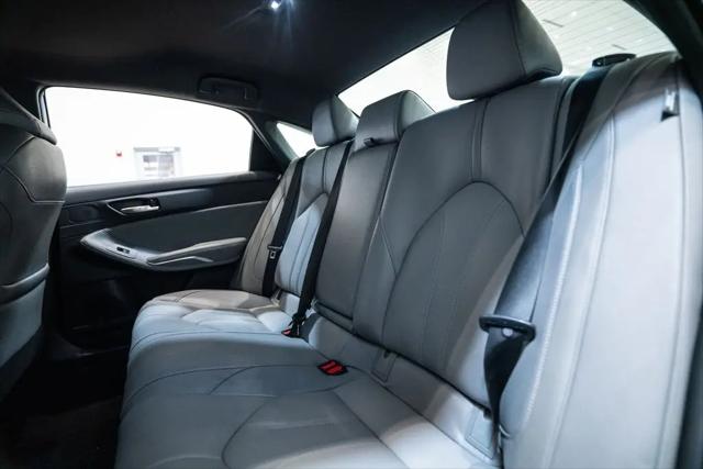 2021 Toyota Avalon XLE Hybrid