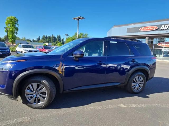 2025 Nissan Pathfinder SV 4WD