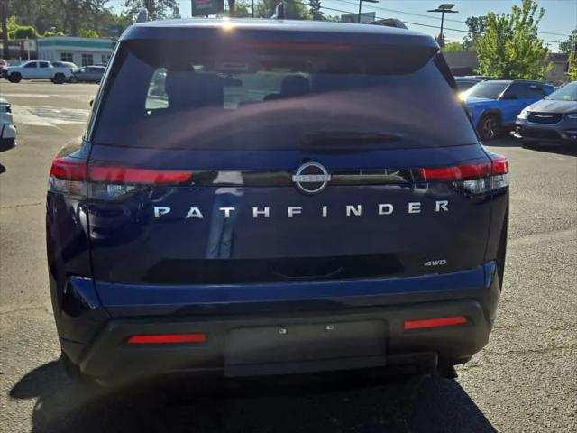 2025 Nissan Pathfinder SV 4WD