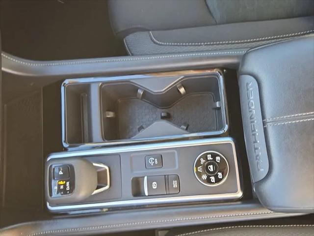 2025 Nissan Pathfinder SV 4WD