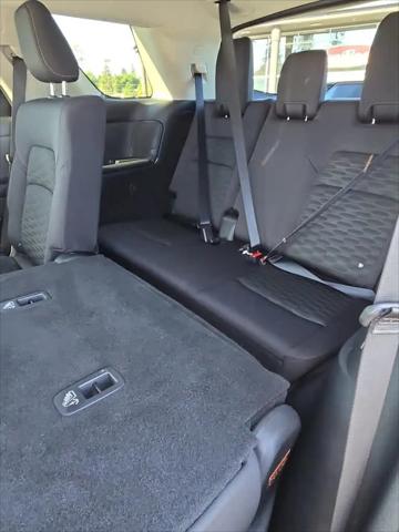 2025 Nissan Pathfinder SV 4WD