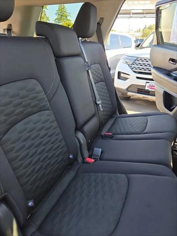 2025 Nissan Pathfinder SV 4WD
