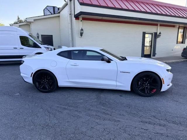 2020 Chevrolet Camaro RWD Coupe 1LT