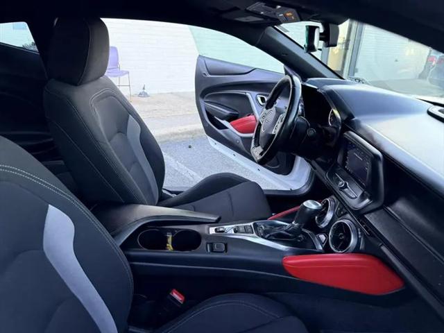 2020 Chevrolet Camaro RWD Coupe 1LT