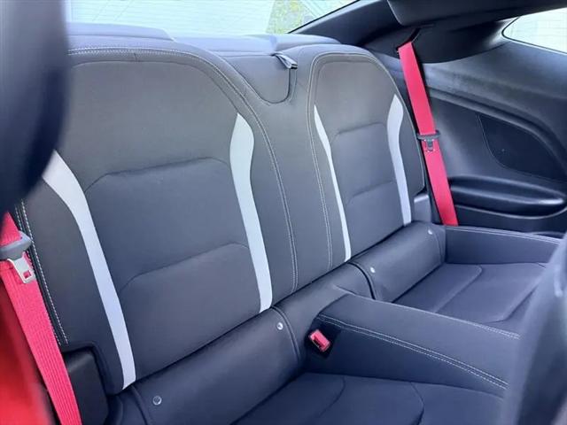 2020 Chevrolet Camaro RWD Coupe 1LT