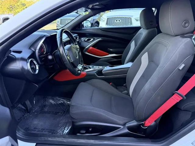 2020 Chevrolet Camaro RWD Coupe 1LT