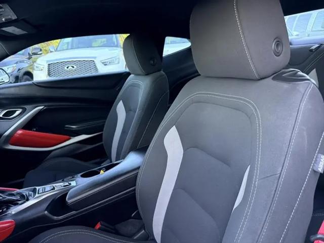 2020 Chevrolet Camaro RWD Coupe 1LT