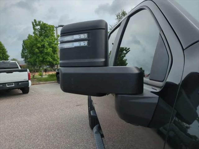 2020 Chevrolet Silverado 2500HD 4WD Crew Cab Standard Bed Custom
