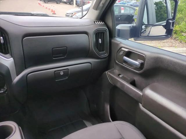 2020 Chevrolet Silverado 2500HD 4WD Crew Cab Standard Bed Custom