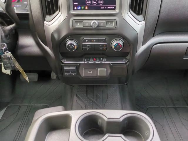 2020 Chevrolet Silverado 2500HD 4WD Crew Cab Standard Bed Custom