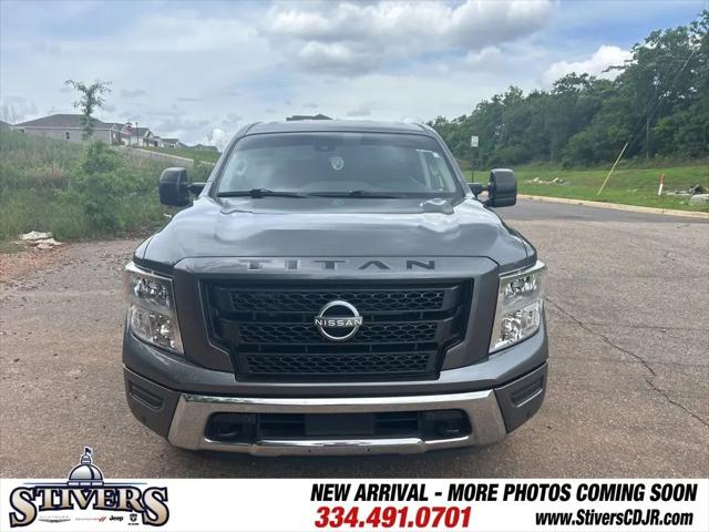 2023 Nissan Titan Crew Cab SV 4x2