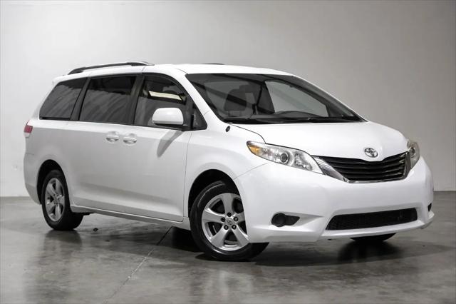 2011 Toyota Sienna LE V6