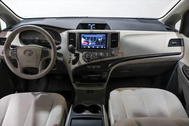 2011 Toyota Sienna LE V6