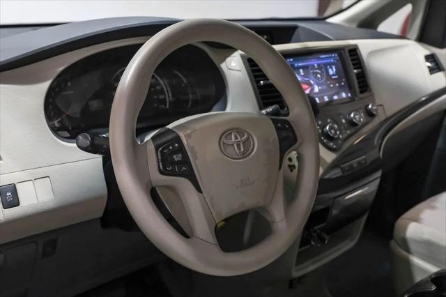 2011 Toyota Sienna LE V6