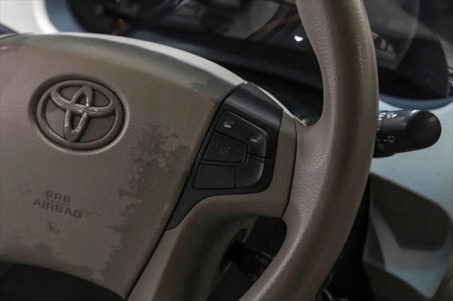 2011 Toyota Sienna LE V6