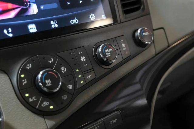 2011 Toyota Sienna LE V6