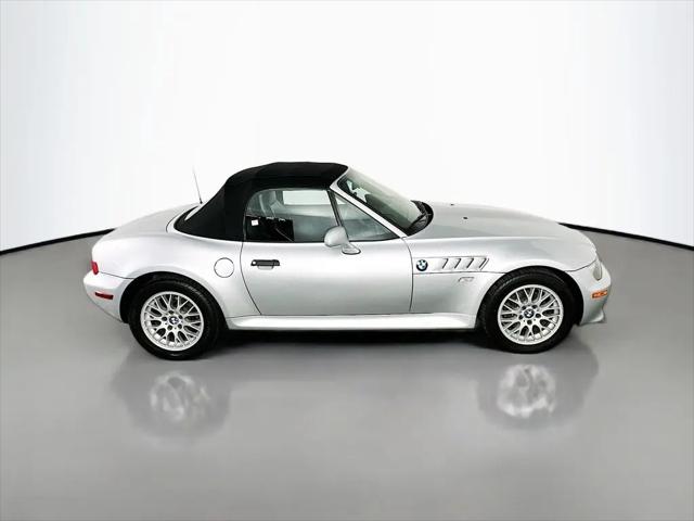 2001 BMW Z3 2.5i