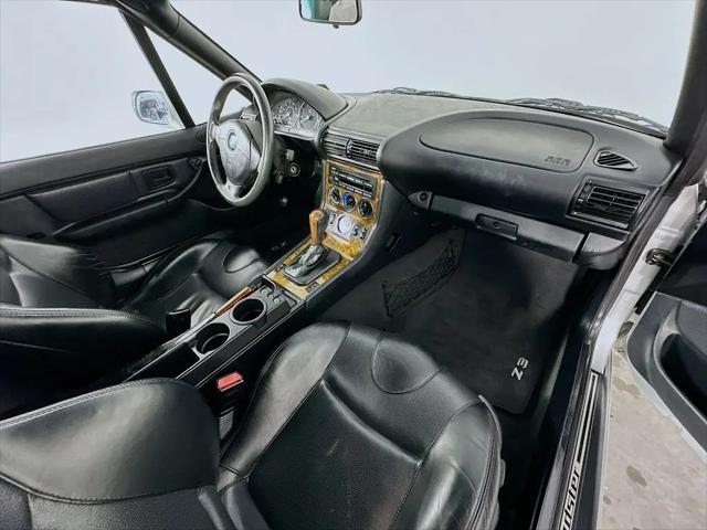 2001 BMW Z3 2.5i