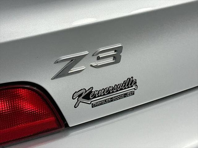 2001 BMW Z3 2.5i