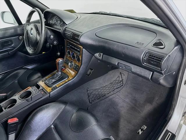 2001 BMW Z3 2.5i