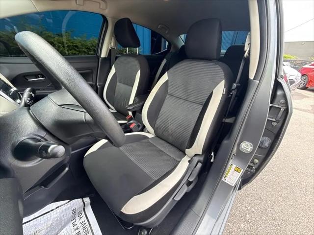 2020 Nissan Versa SV Xtronic CVT