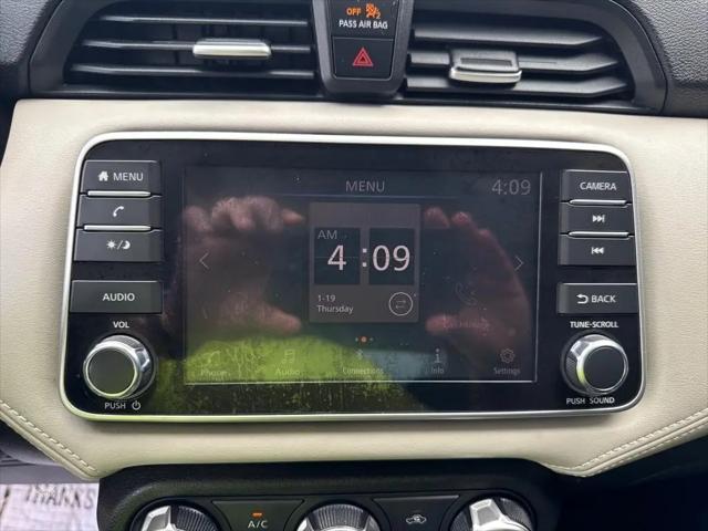 2020 Nissan Versa SV Xtronic CVT