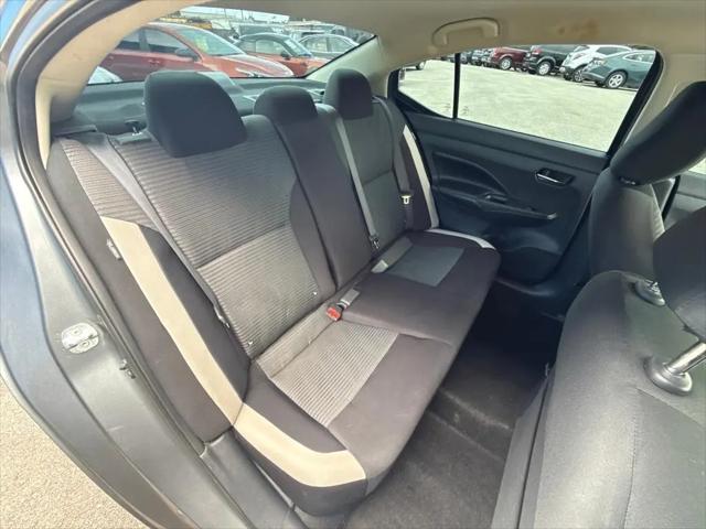 2020 Nissan Versa SV Xtronic CVT