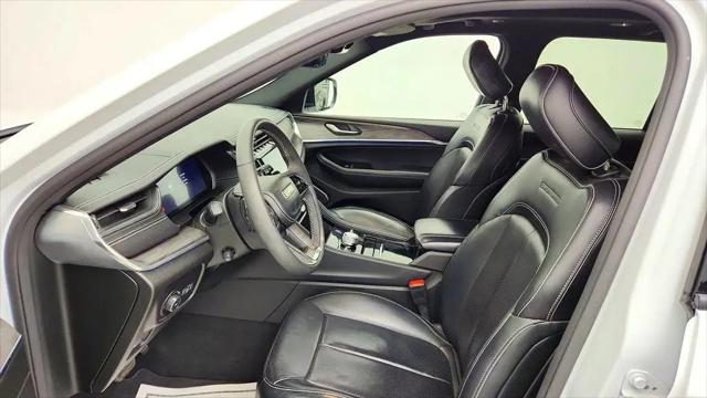 2023 Jeep Grand Cherokee Overland 4x4