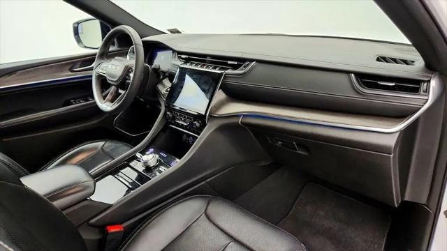 2023 Jeep Grand Cherokee Overland 4x4
